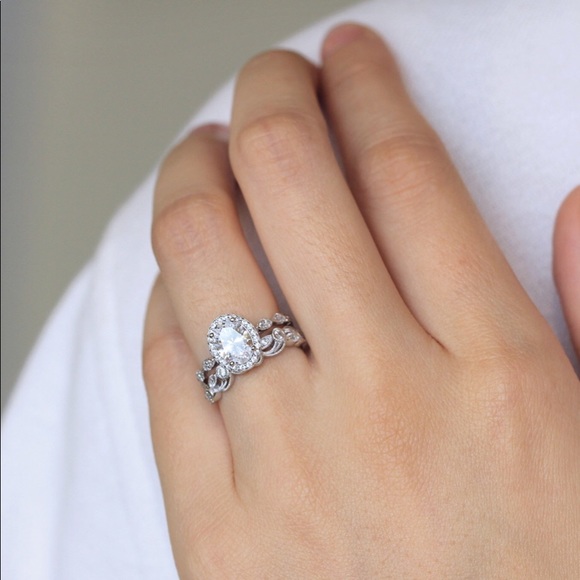 14k white gold oval engagement ring band set - Picture 6 of 6